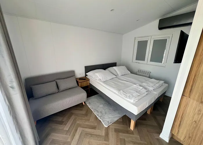 Hotel Nad Stawem